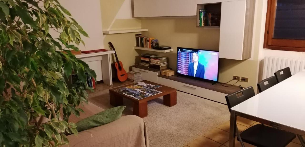 Ferienwohnung Casa Avezza Omegna Exterior foto